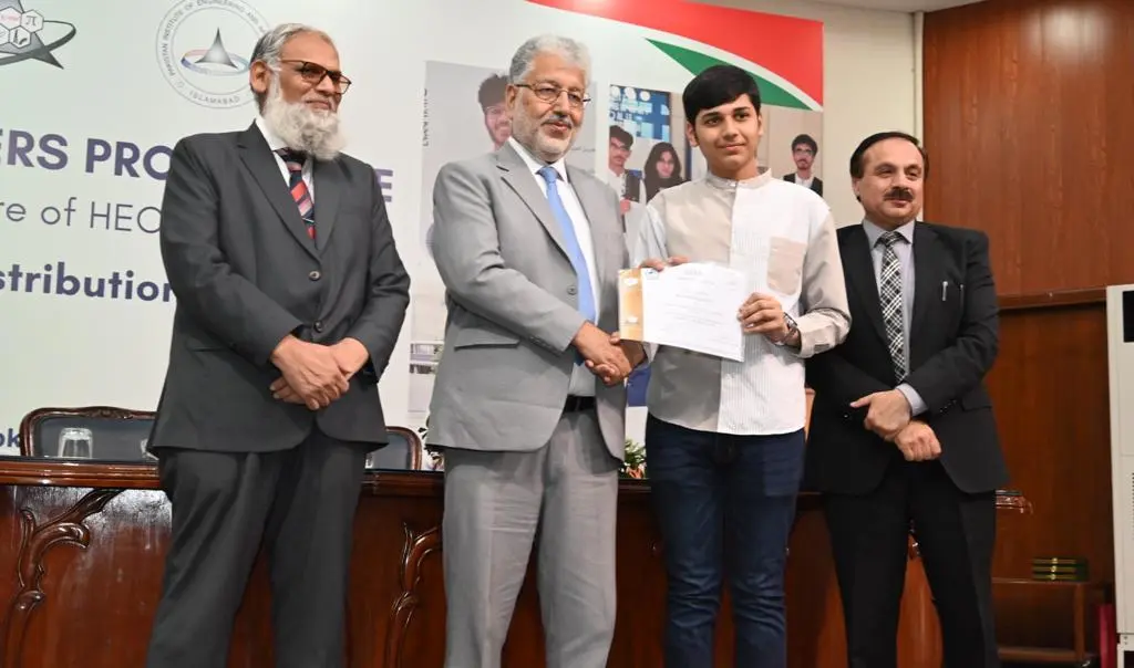 HEC Hosts Prize Distribution Ceremony for International Science Olympiad Participants