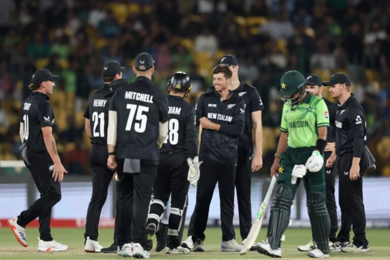 New Zealand Ends Pakistan’s Champions Trophy Hopes with Dominant Win