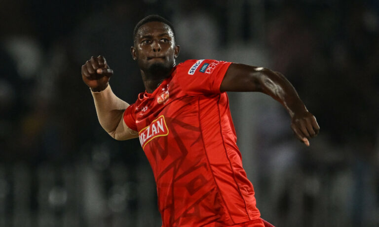 Islamabad United Dominates Multan Sultans by 47 Runs in HBL PSL Match