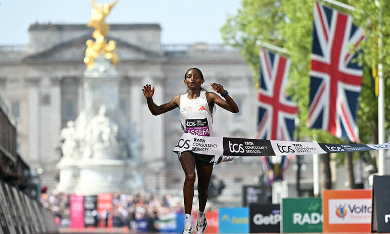 Tigst Assefa Shatters Women’s-Only World Record at the 45th London Marathon Tigst Assefa Shatters Women’s-Only World Record at the 45th London Marathon