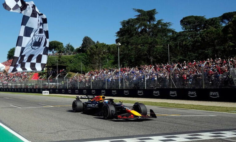Verstappen Triumphs in Tense Emilia Romagna GP Battle Verstappen Triumphs in Tense Emilia Romagna GP Battle
