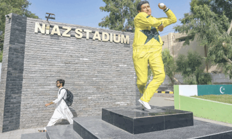 Wasim Akram Reacts to Viral Statue: “It’s the Idea That Matters” Wasim Akram Reacts to Viral Statue: "It's the Idea That Matters"