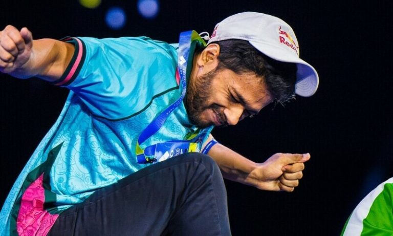 Arslan Ash Becomes Six-Time EVO Champion, Bringing Glory to Pakistan Once Again Arslan Ash Becomes Six-Time EVO Champion, Bringing Glory to Pakistan Once Again