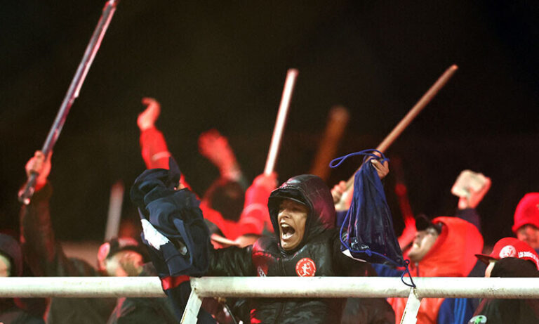 Violence Erupts at Copa Sudamericana Match in Buenos Aires Violence Erupts at Copa Sudamericana Match in Buenos Aires