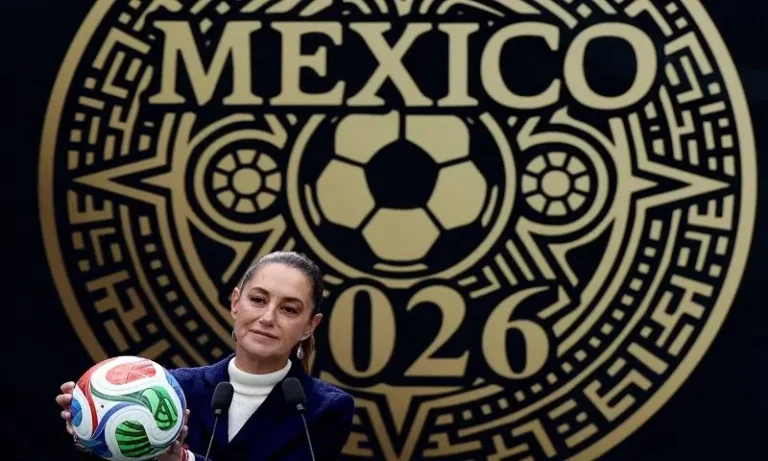 Mexican President Gives Fifa World Cup Opening Ticket to Young Fan Mexican President Gives Fifa World Cup Opening Ticket to Young Fan