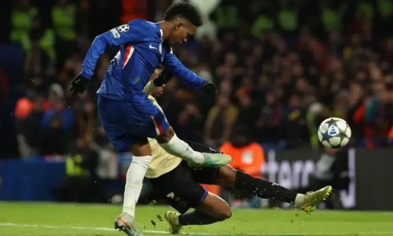Chelsea Teen Estevao Shines in 3-0 Victory Over Barcelona in Champions League